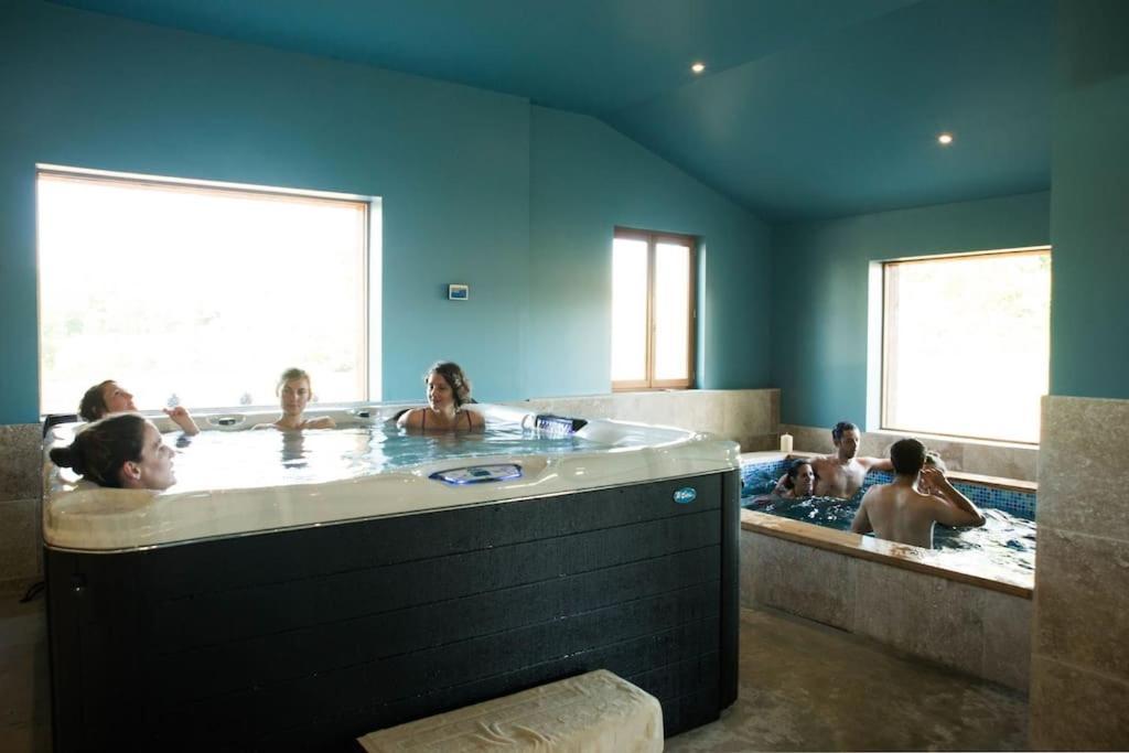 Bastide Des Tourelles Pour 20 Pers. Piscine & Spa Marzens Exterior foto